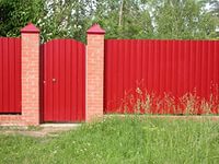 Красная дверца